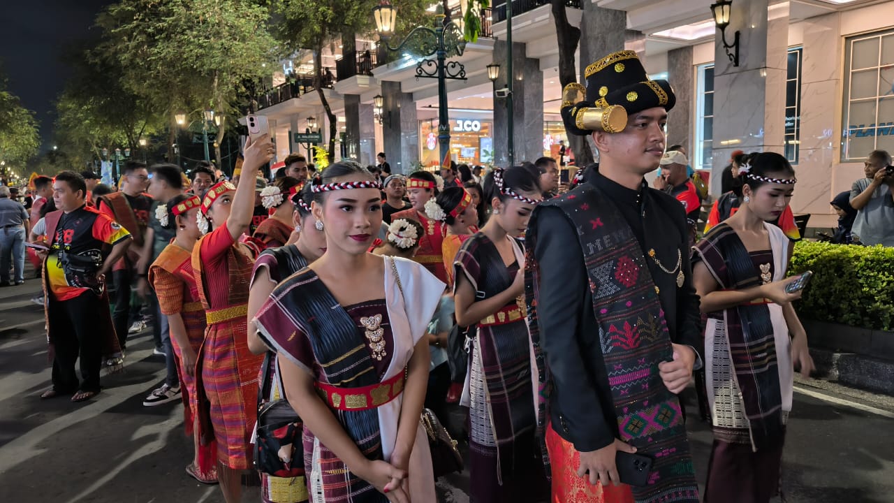 Padati Jalan Malioboro, Warga Batak Jadi Rebutan Wisatawan untuk Berfoto