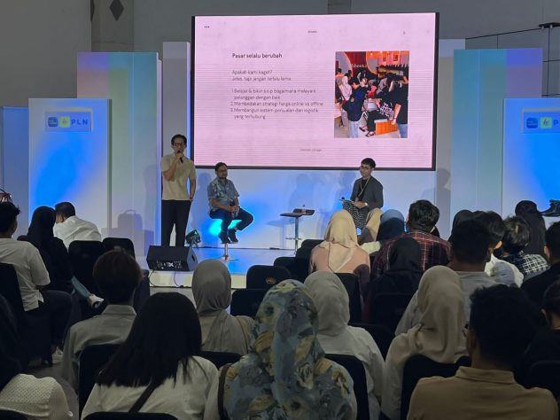 Talkshow interaktif bersama Politeknik ATK dalam gelaran Jogja Fashion Week 2025.
